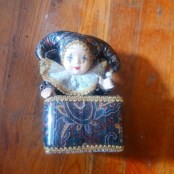 Creepy Music Box Clown - Picture 1 of 4